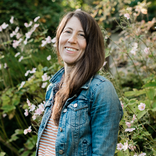 Breathing: A Selfcare Practice to Connect to the Universe Within by Sara